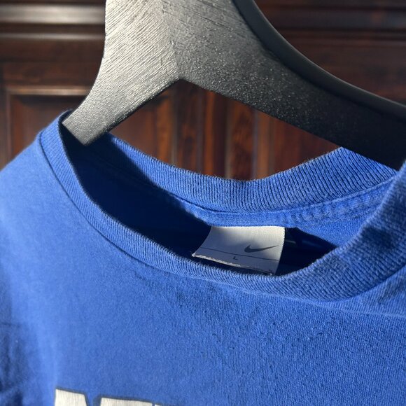 Nike 2000 Gray Tag T-Shirt – Blue – Size L – Front Logo - Picture 3 of 5